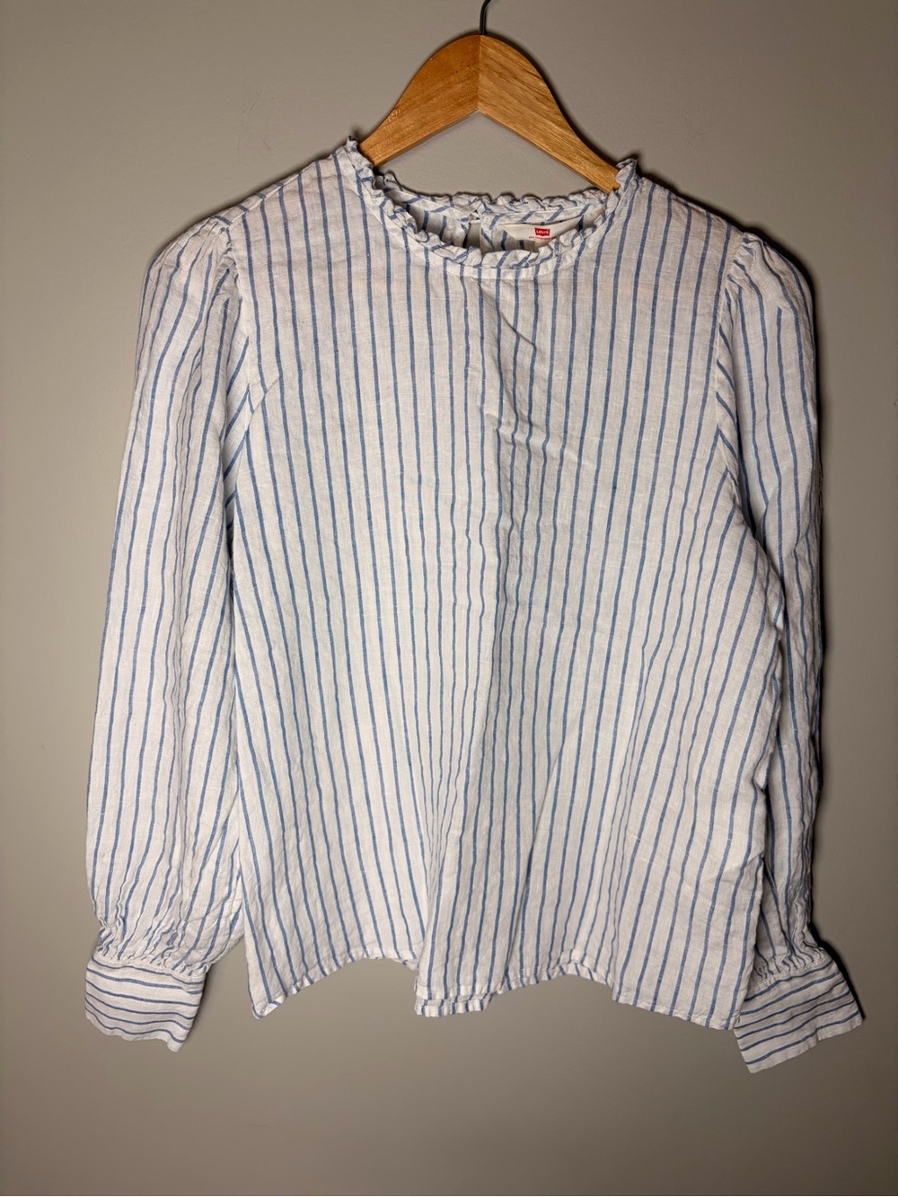 Levi’s 100% Linen Blue White Stripe Ruffle Blouse Top M
